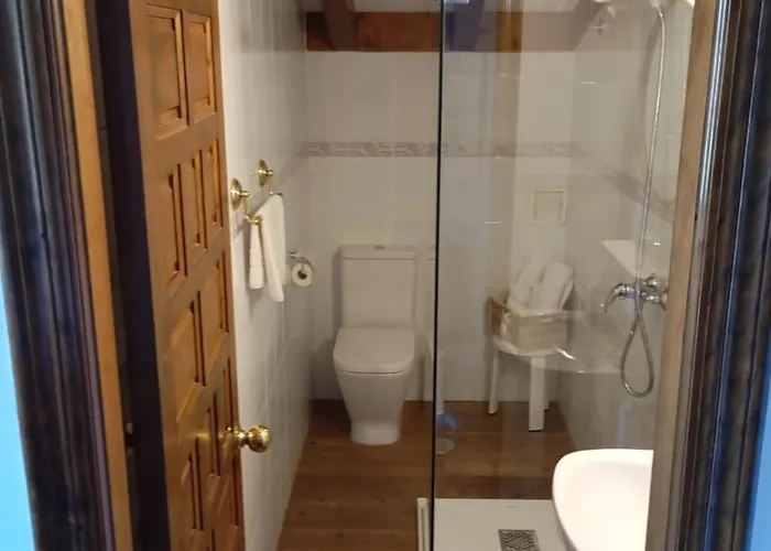 بيت ضيافة Montanes 3*