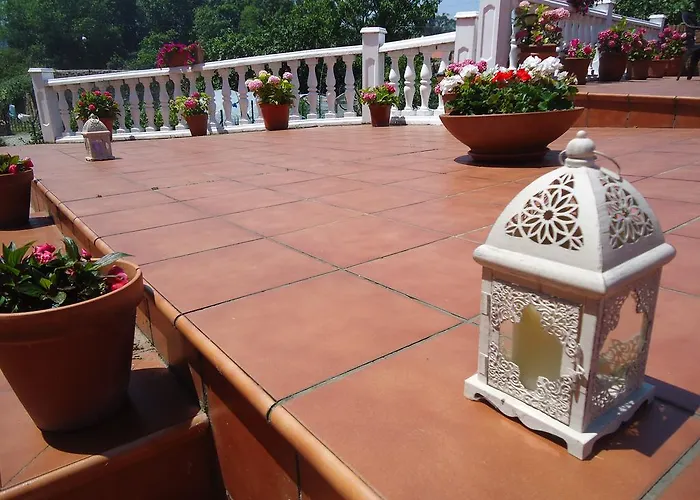 בית הארחה Montanes 3*